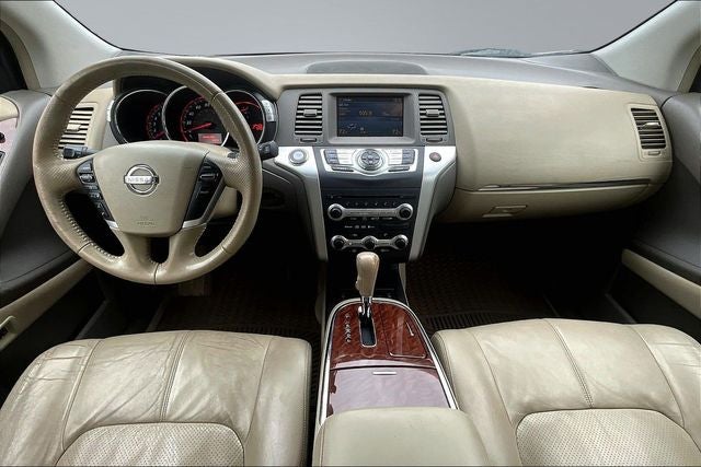 2010 Nissan Murano LE