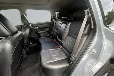 2025 Nissan Rogue Platinum