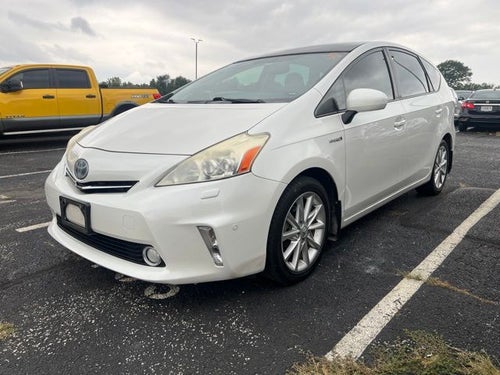 2014 Toyota Prius v Five