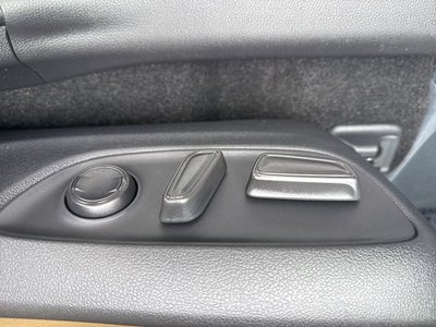 2025 Toyota RAV4 Hybrid XLE Premium