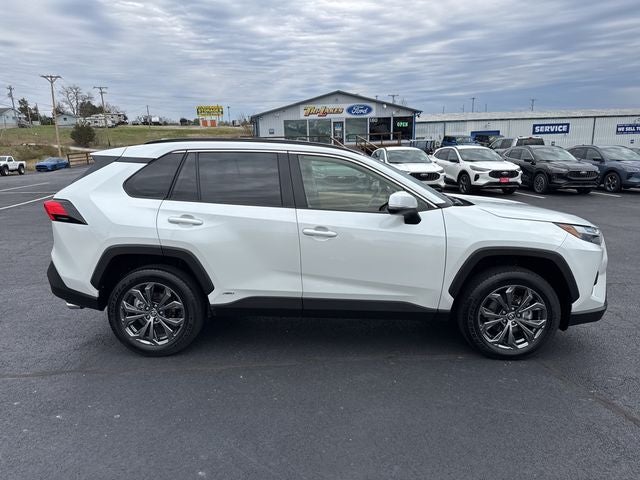 2025 Toyota RAV4 Hybrid XLE Premium