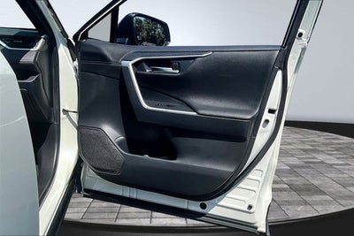 2019 Toyota RAV4 Hybrid XSE