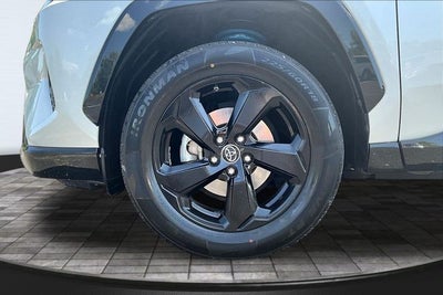 2019 Toyota RAV4 Hybrid XSE