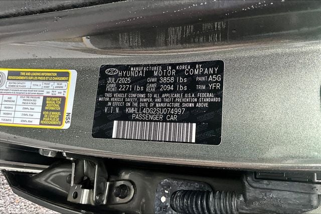 2025 Hyundai Elantra SE