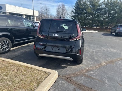 2024 Kia Soul LX