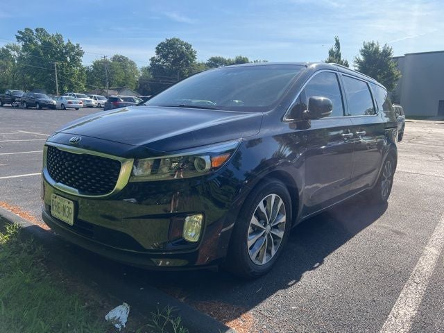 2016 Kia Sedona SX's photo