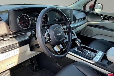 2024 Kia Carnival LX