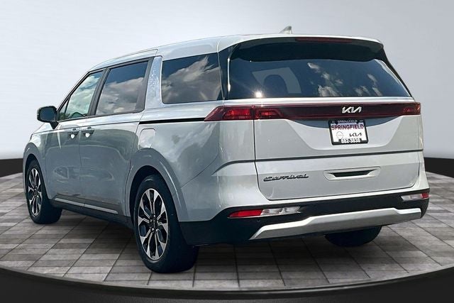 2022 Kia Carnival EX