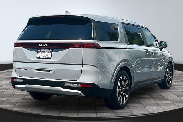 2022 Kia Carnival EX