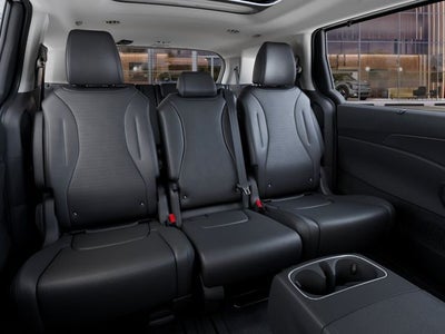 2026 Kia Carnival Base