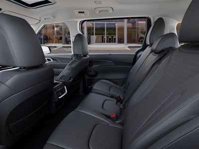 2026 Kia Carnival Base