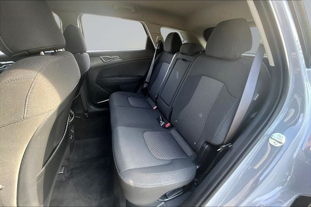 2026 Kia Sportage Hybrid S