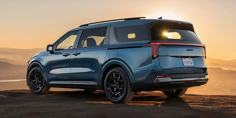 The 2026 Kia Carnival in Springfield, MO